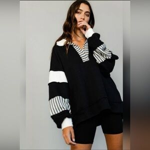 BUCKETLIST Ruth Oversized Knit Top Size Medium